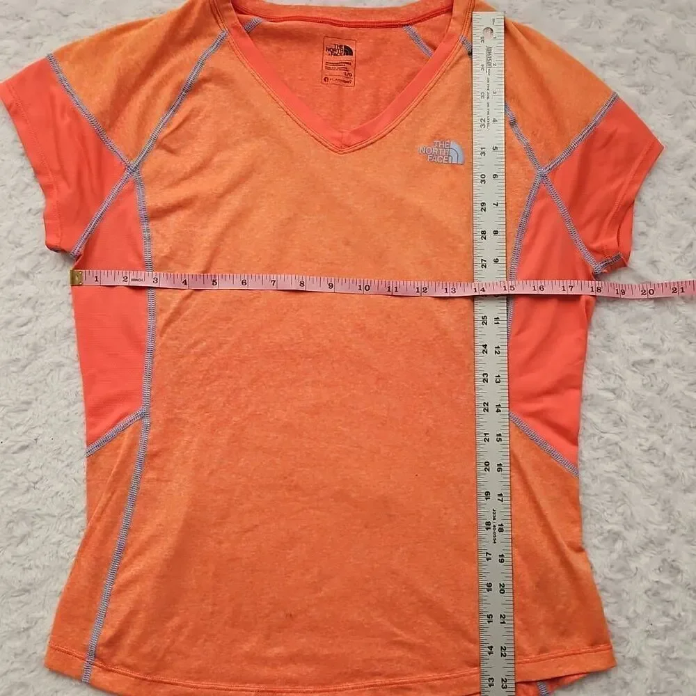 North Face Flash Dry Athletic V Neck Orange Short Sleeve Top Womens Size Large - Picture 3 of 7